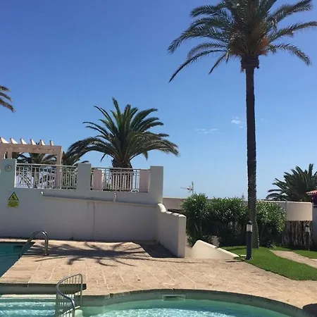 A 25 Metros Del Mar شقة
