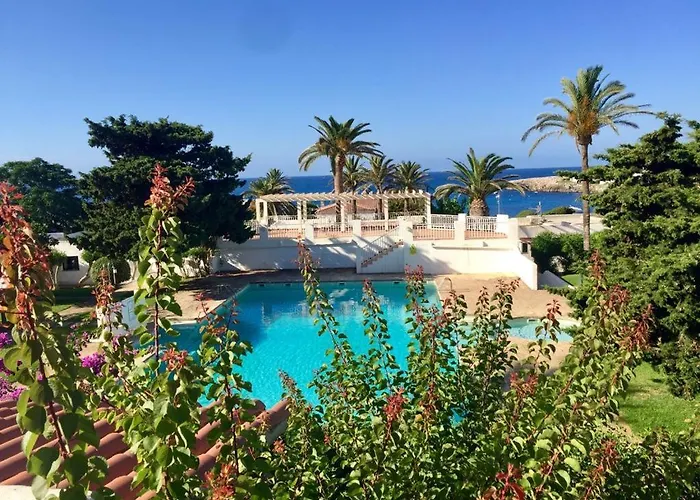 A 25 Metros Del Mar Binisafua